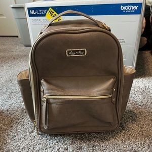 Itzy Ritzy Small Diaper Bag - less than a year old - used 1 time -